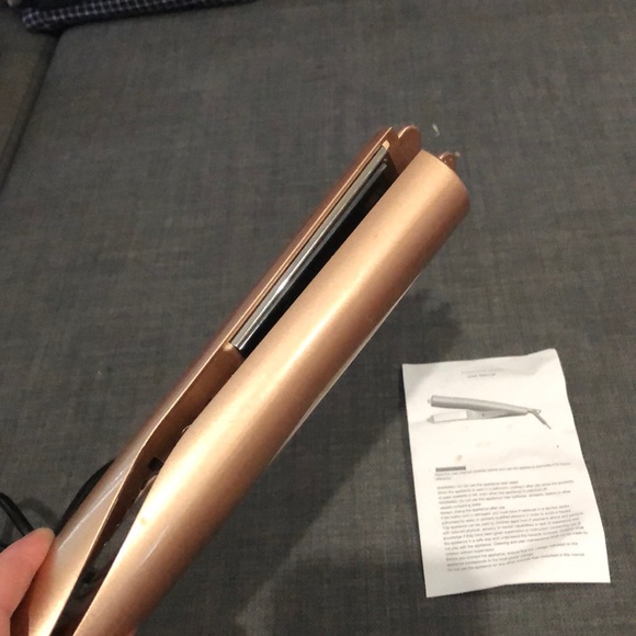 All in one styling iron - Picture 4 of 5